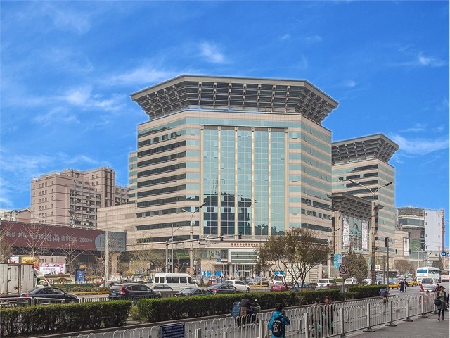 专业服务机底盘公司